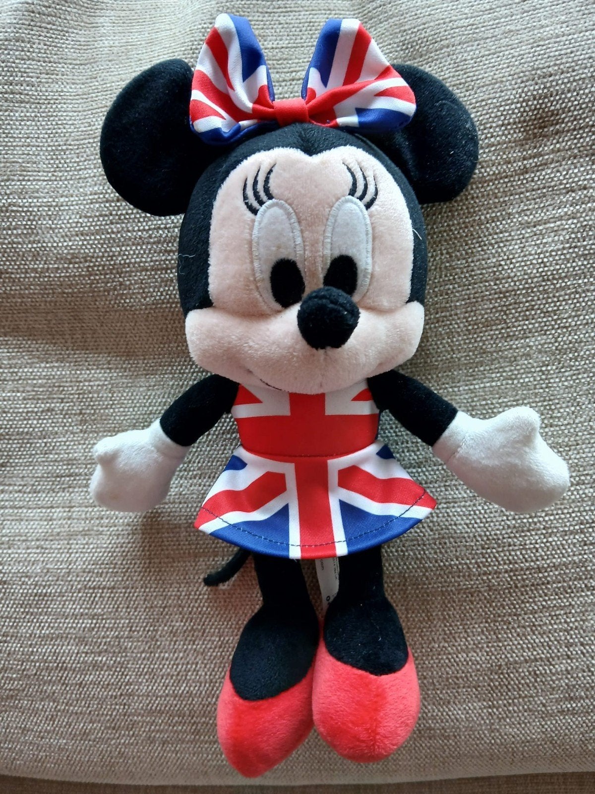 Disney knuffel Minnie Mouse 25 cm., Verzamelen, Disney, Ophalen of Verzenden, Mickey Mouse, Gebruikt, Knuffel