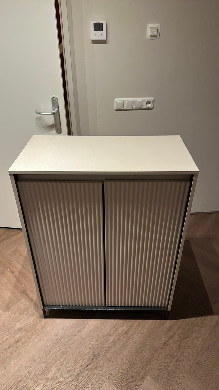 Kast, Ophalen, Zo goed als nieuw