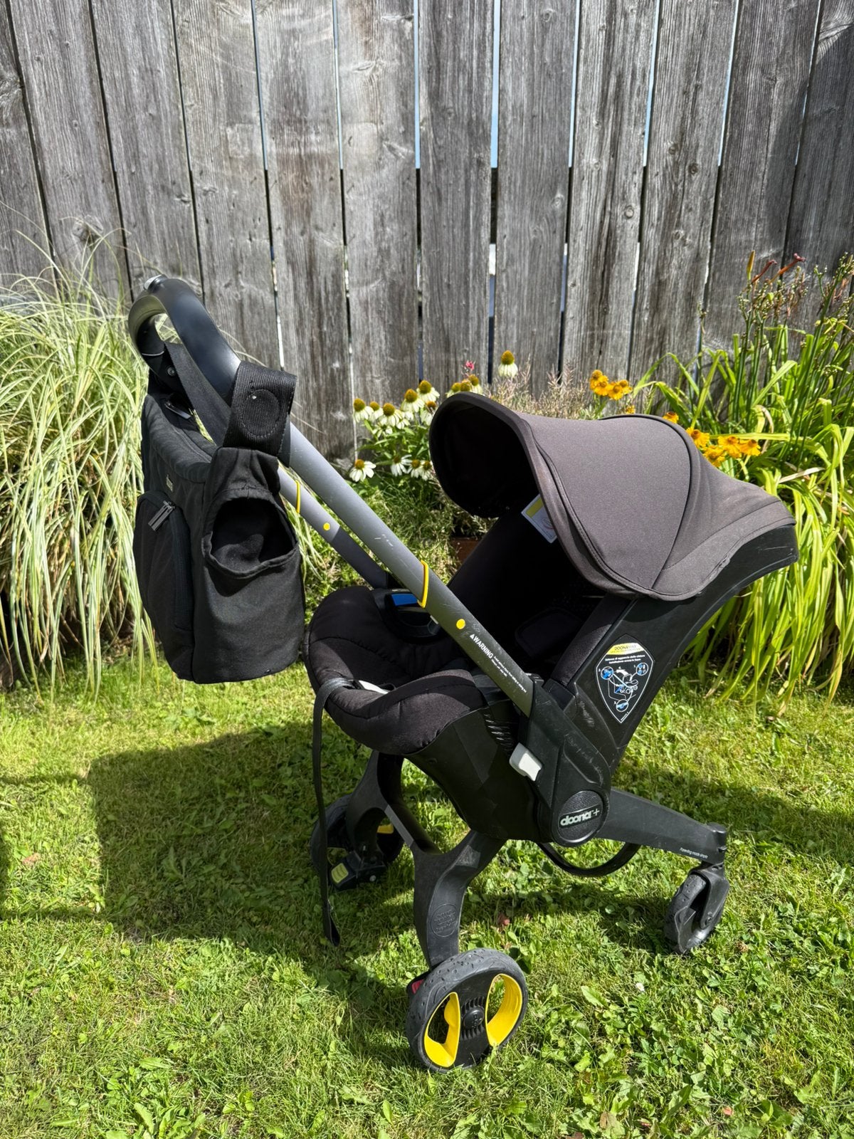 Doona i Autostoel & Kinderwagen in één + 2x Isofix Base, Kinderen en Baby's, Autostoeltjes, Gebruikt, Isofix, 0 t/m 13 kg, Ophalen