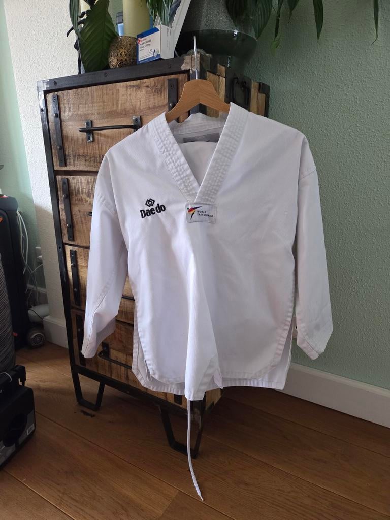 Taekwondo pak Daedo 140 cm, Ophalen of Verzenden