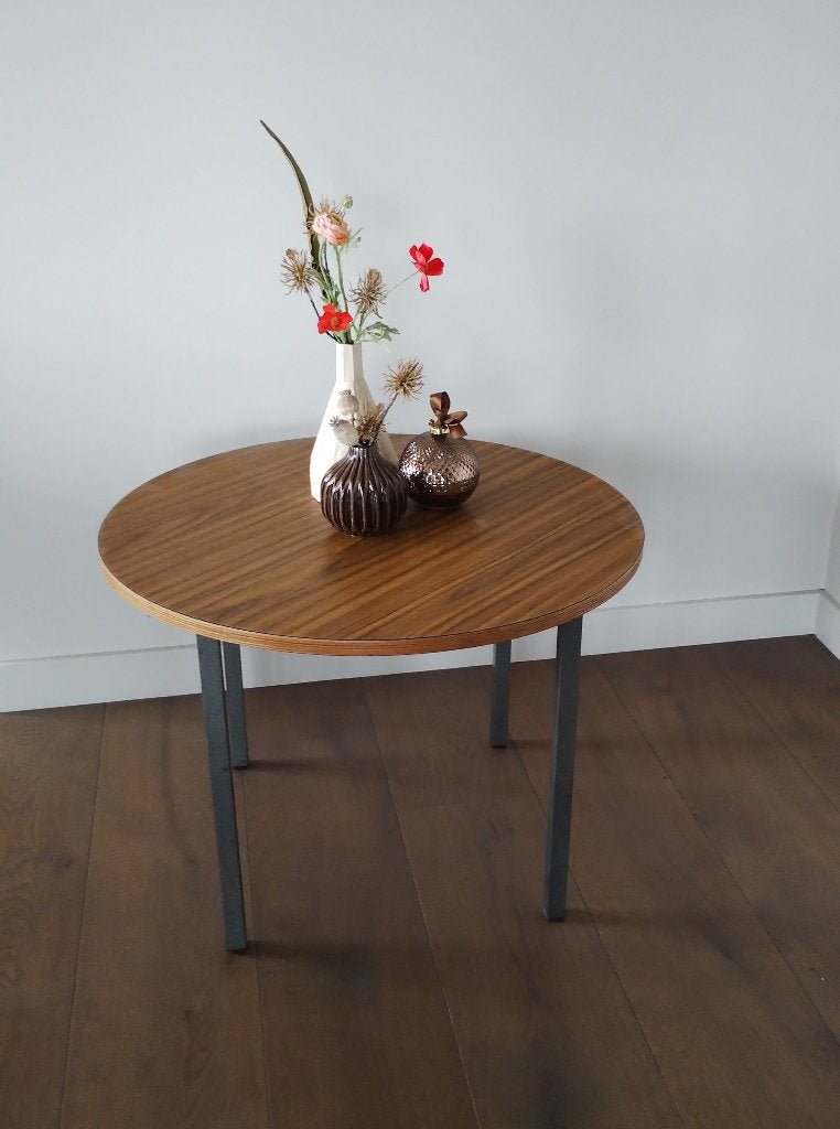 Vintage bijzettafel ronde salontafel retro tafel  -  Gispen, Huis en Inrichting, Tafels | Salontafels, 50 – 75, Gebruikt, 50 tot 100 cm