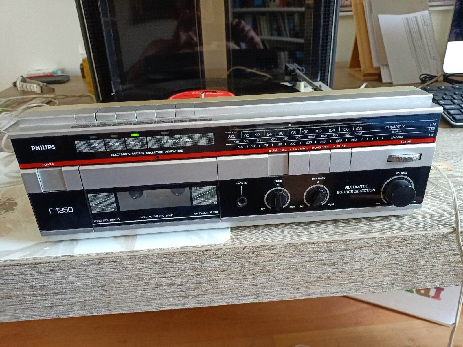 Philips F1350/30 platenspeler,cassettedeck is defekt, Audio, Tv en Foto, Tuner of Radio, Philips, Niet werkend, Losse componenten