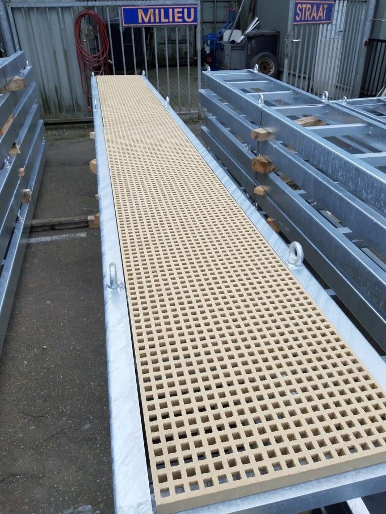 GVK kunststof looproosters: grijs | bruin | zand | beige, Doe-het-zelf en Verbouw, Platen en Panelen, Ophalen, Nieuw, Overige materialen