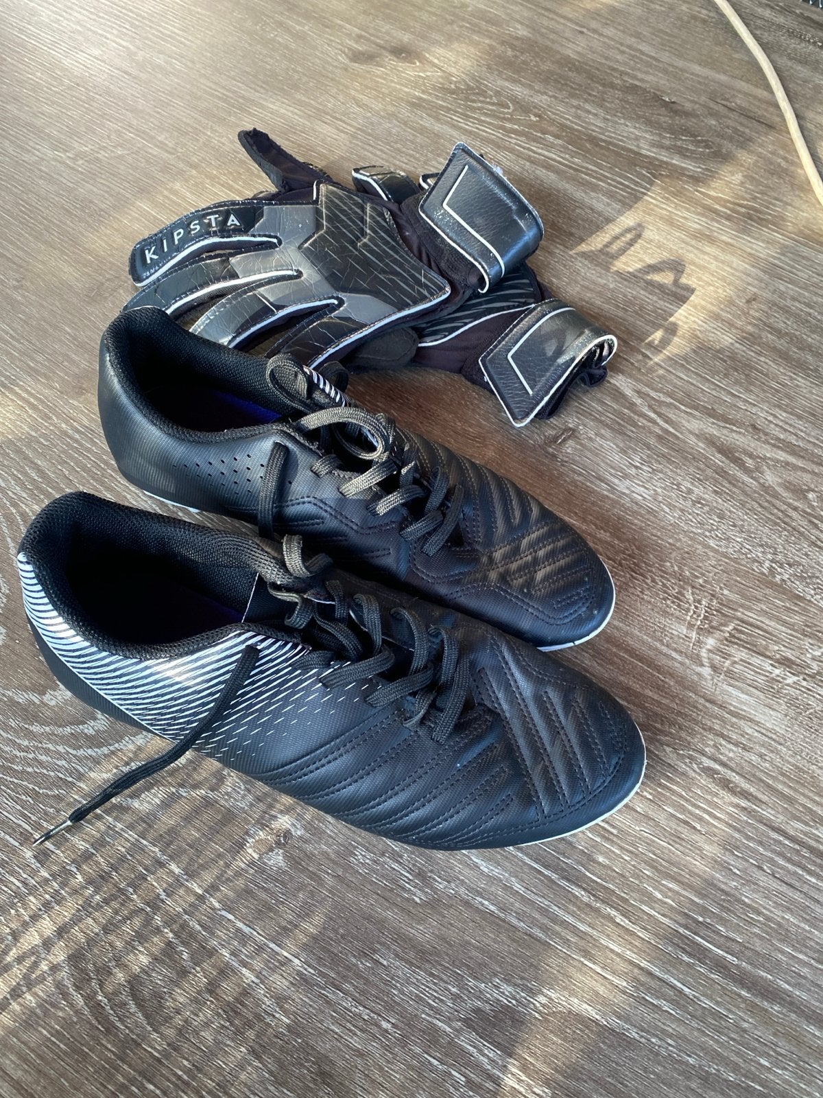 Kipsta Agility Voetbalschoenen + Gratis handschoenen, Ophalen, Gebruikt, Set