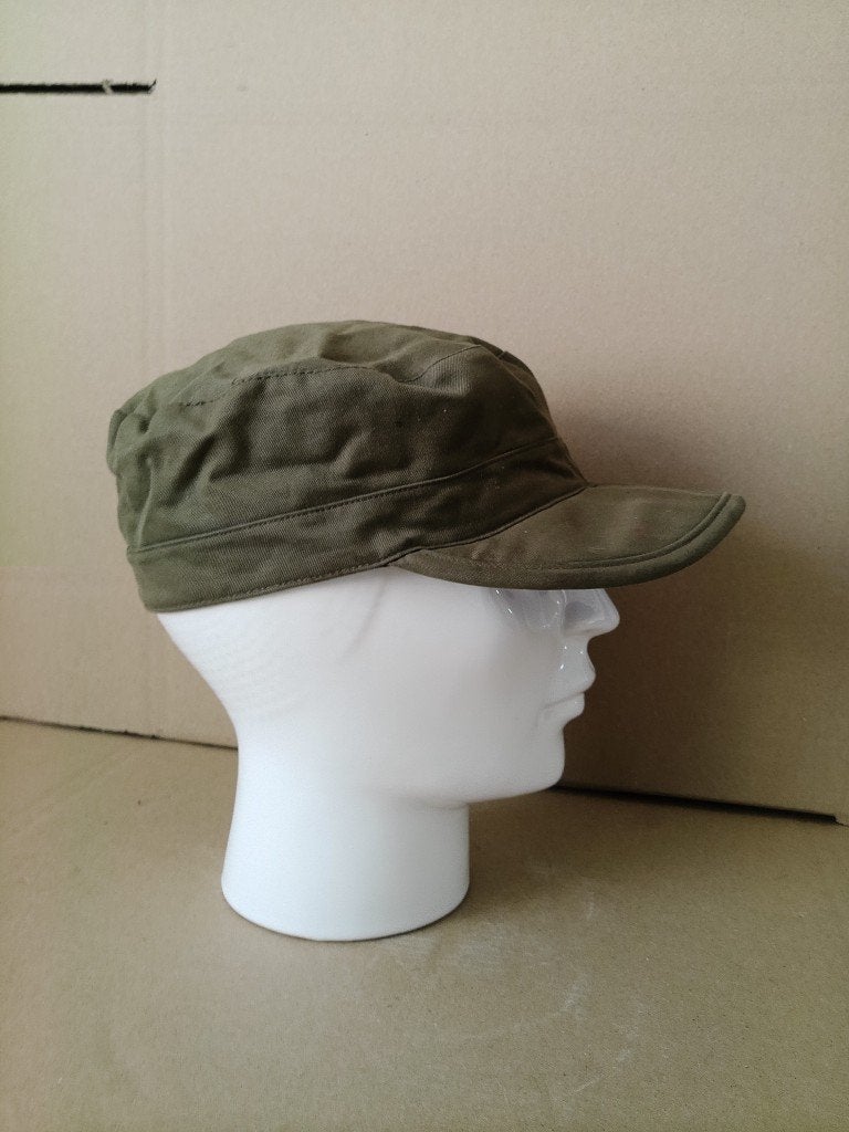 Vintage leger pet veldpet leger veldpet legerpet Landmacht