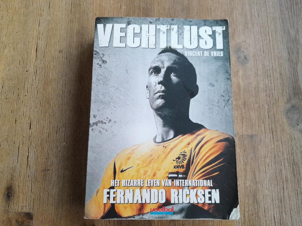 Vincent de Vries/ Vechtlust - Fernando Ricksen, Boeken, Ophalen of Verzenden, Gelezen, Balsport