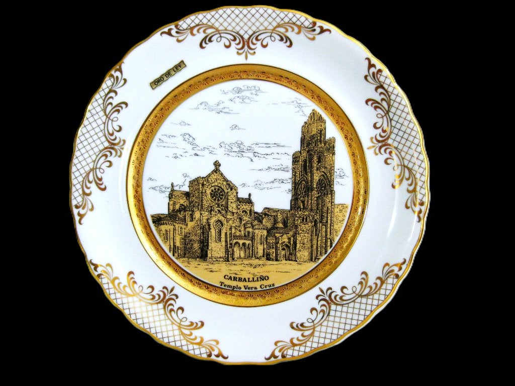 Porseleinen sierbord van de firma Plata Lugones Ovied, Ophalen of Verzenden