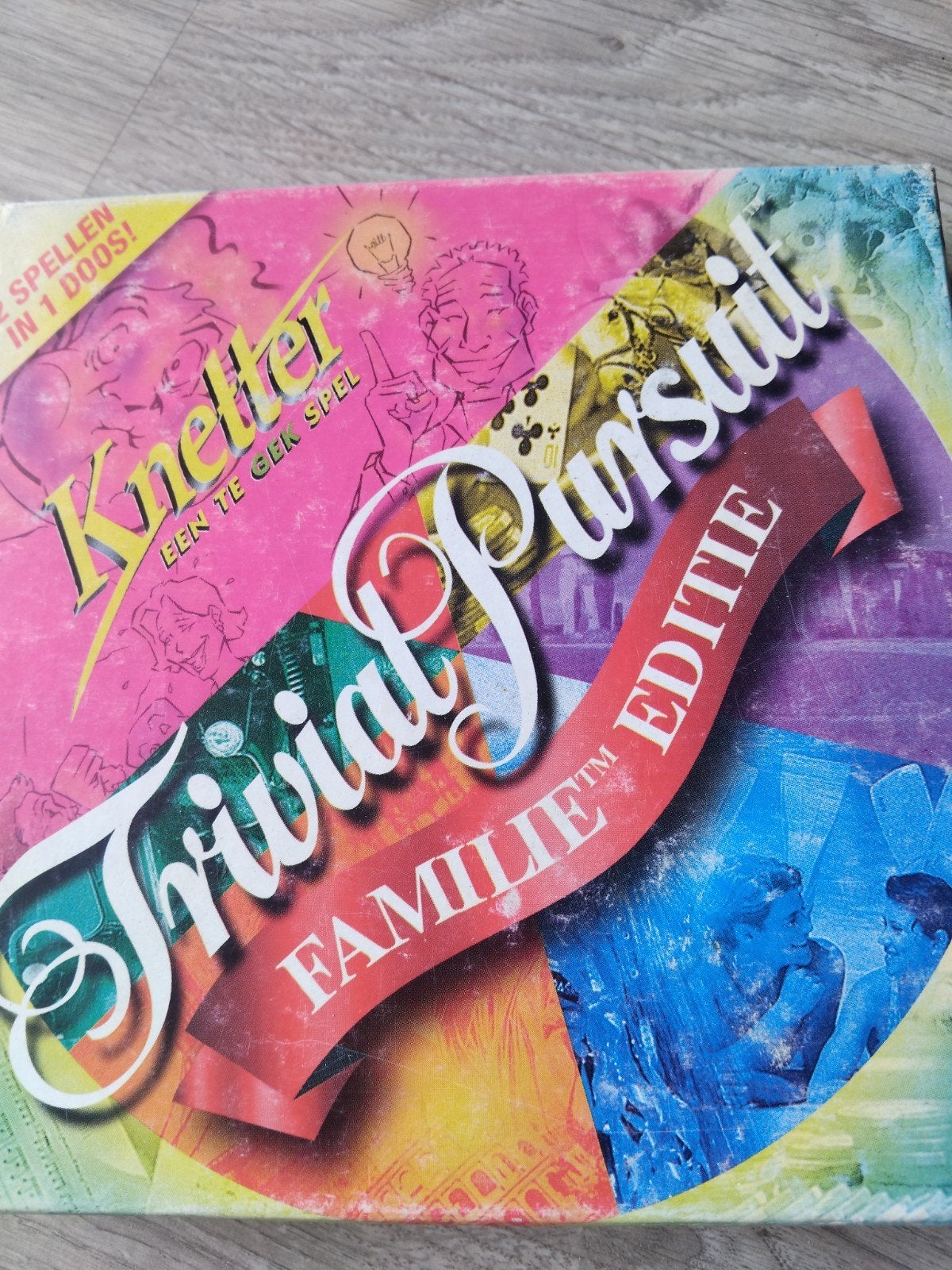 Trivial Pursuit Familie Editie & Knetter Bordspel, Hobby en Vrije tijd, Gezelschapsspellen | Bordspellen, Vijf spelers of meer
