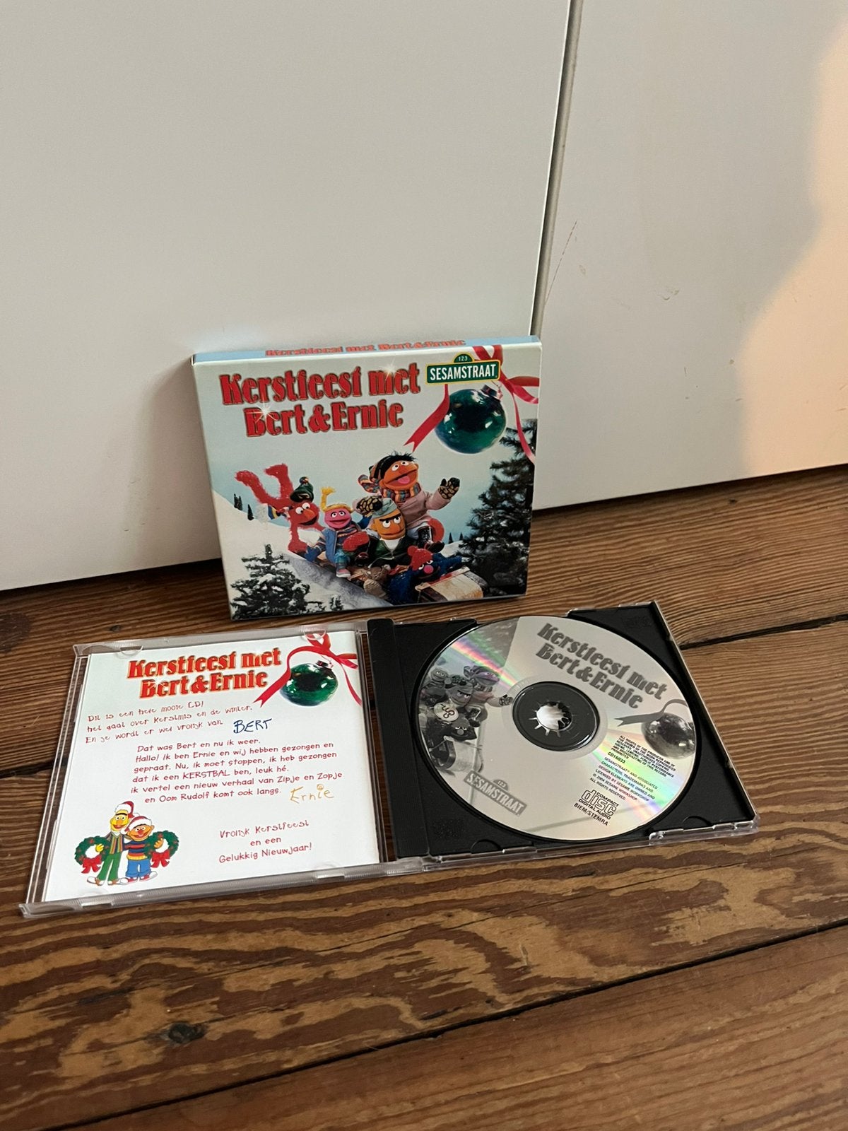 Kerstfeest met Bert en Ernie Sesamstraat, Cd's en Dvd's, Cd's | Kinderen en Jeugd, Ophalen of Verzenden, Zo goed als nieuw, Muziek