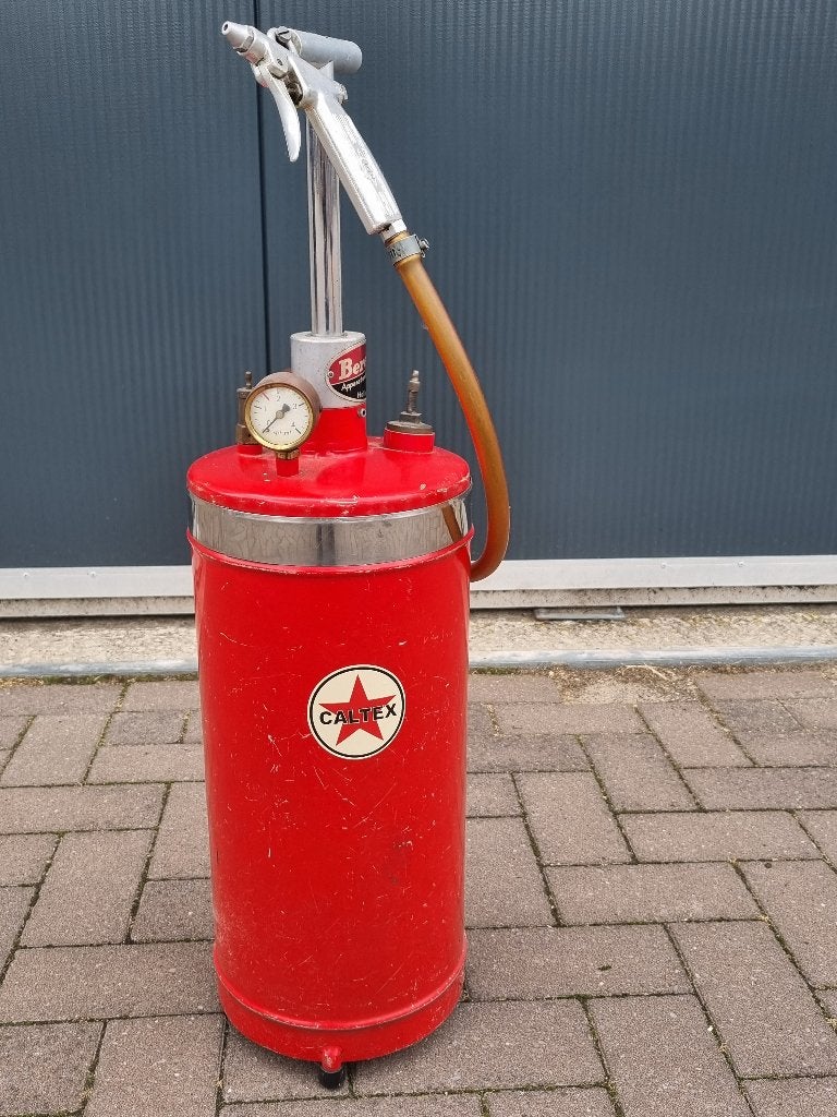 Bereila oliepomp, Verzamelen, Ophalen, Zo goed als nieuw