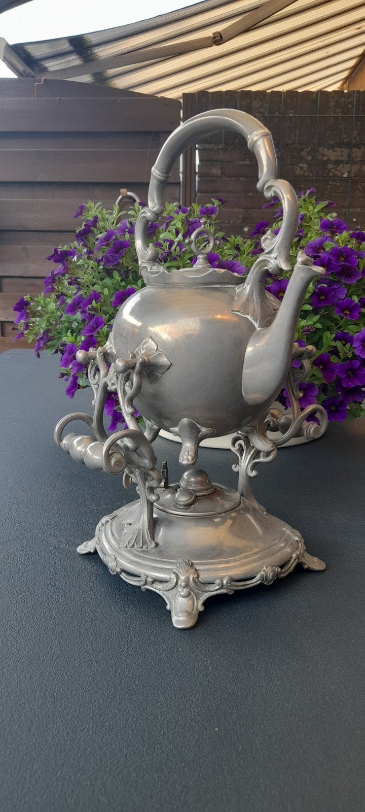 Tinnen Theepot Daalderop met ophanging aan een standaard, Antiek en Kunst, Ophalen of Verzenden