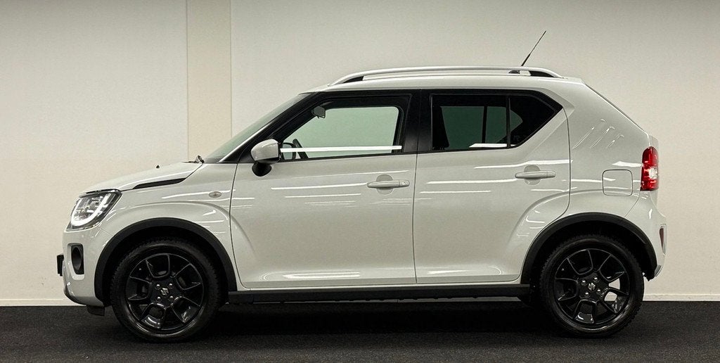 Suzuki Ignis 1.2 Smart Hybrid Style*Automaat*DealerOh*Camera, 83 pk, Stof, Gebruikt, Zwart