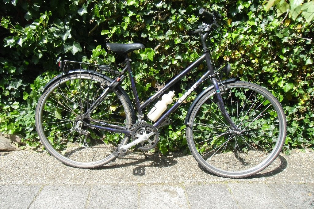 DAMESFIETS GIANT, lichtgewichte toerfiets, 18 versnelling., Fietsen en Brommers, Fietsen | Dames | Sportfietsen en Toerfietsen