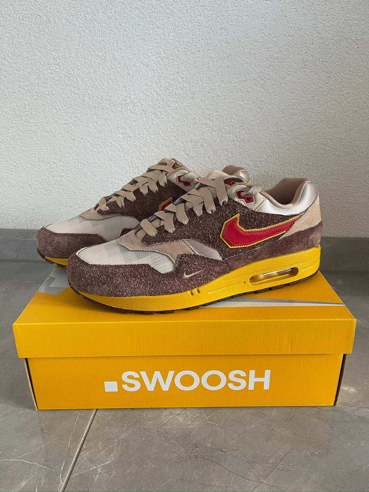 Nike Air Max 1 Low Poly Big Head Origins, Ophalen of Verzenden, Nieuw, Overige kleuren
