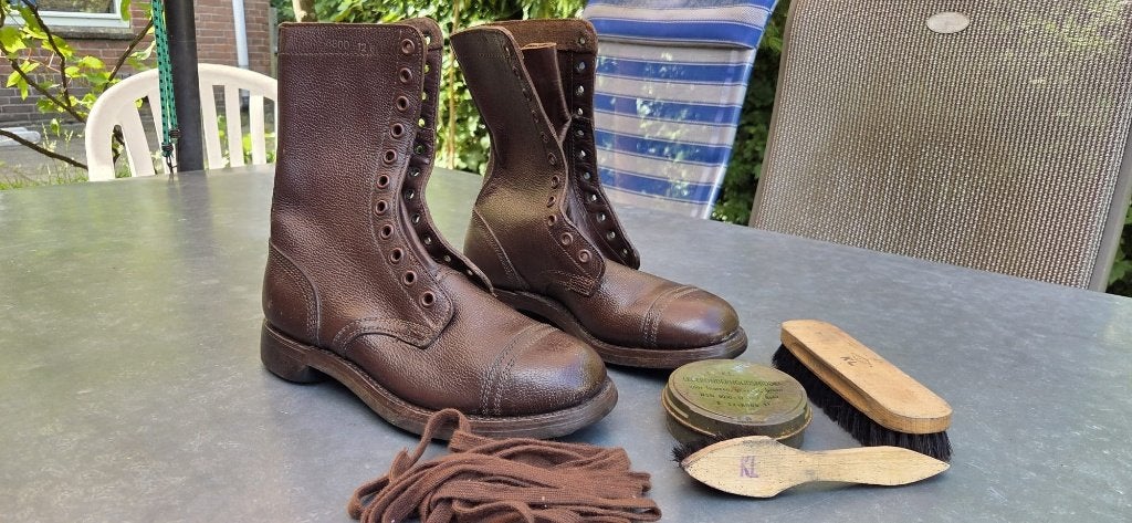 Originele Nederlandse Landmacht-laarzen lichting 1968., Antiek en Kunst, Curiosa en Brocante, Ophalen
