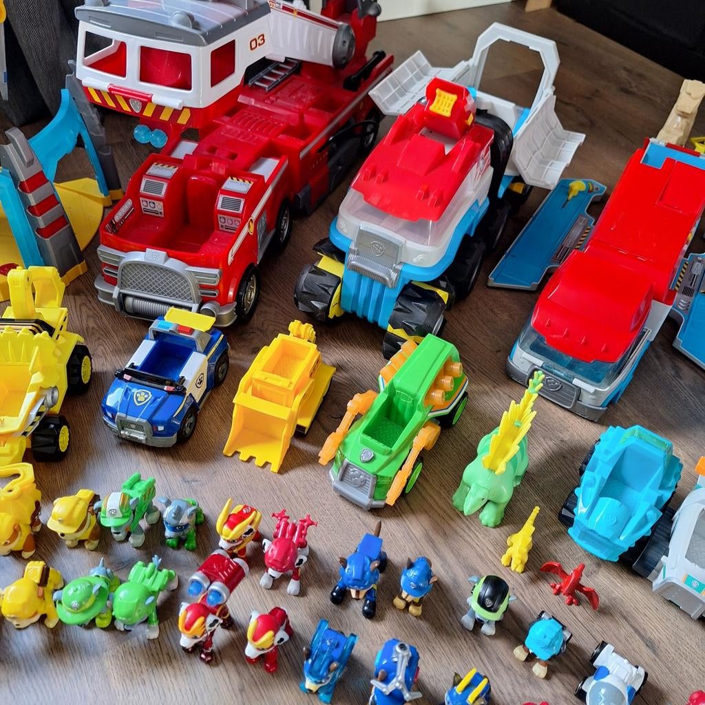 Grote Paw Patrol collectie: voertuigen en figuren, Ophalen
