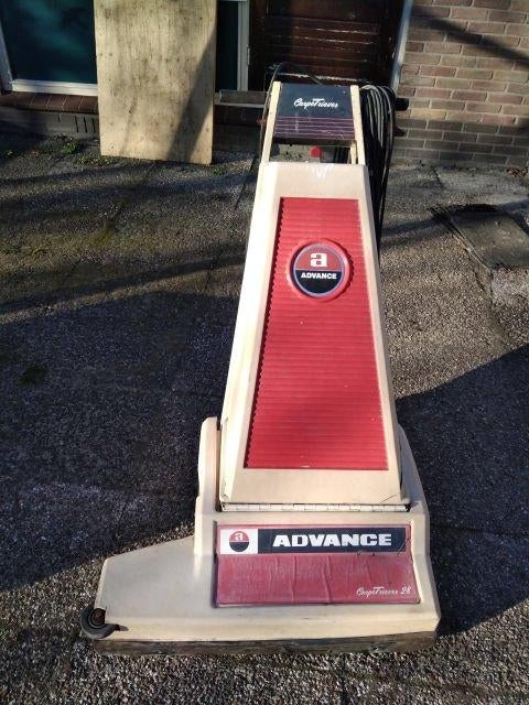 Advance CarpeTriever 28 Industrie Stofzuiger. Brede zuigmond, Ophalen, Gebruikt, Stofzak, 1200 tot 1600 watt