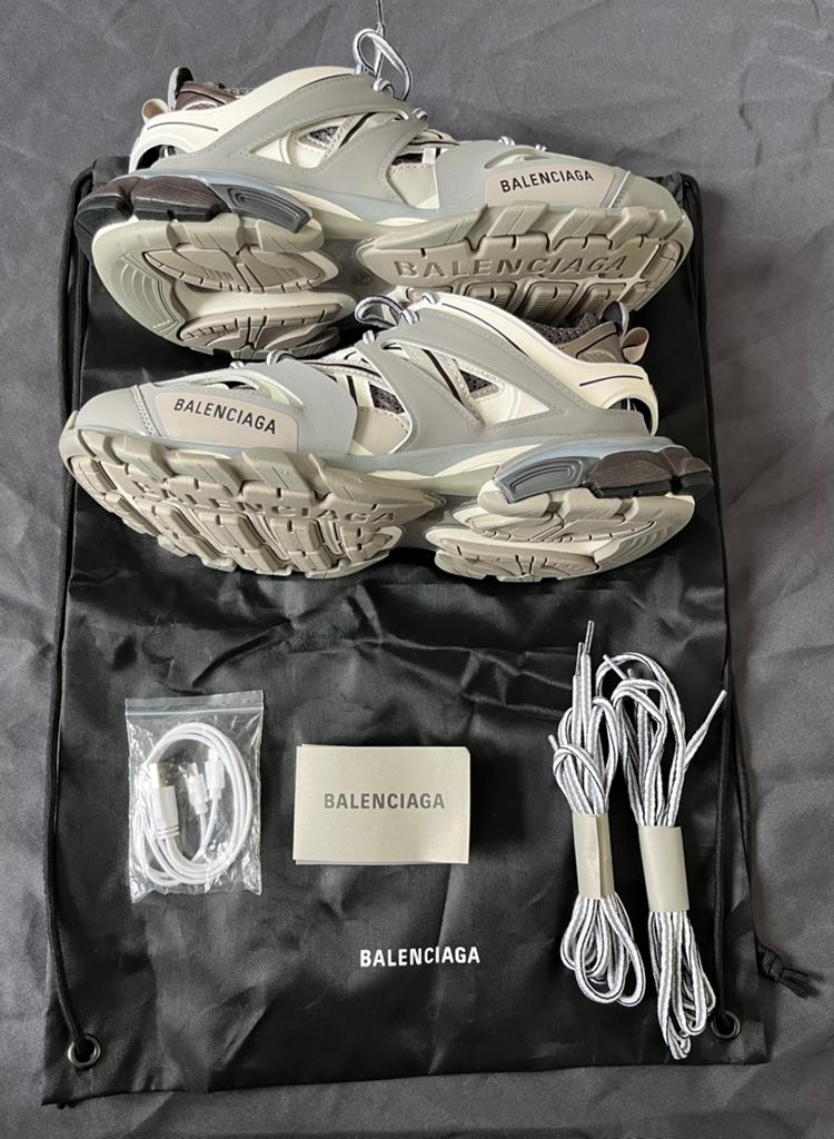 Balenciaga track maat 42, Overige kleuren, Nieuw, Ophalen of Verzenden, Sneakers of Gympen