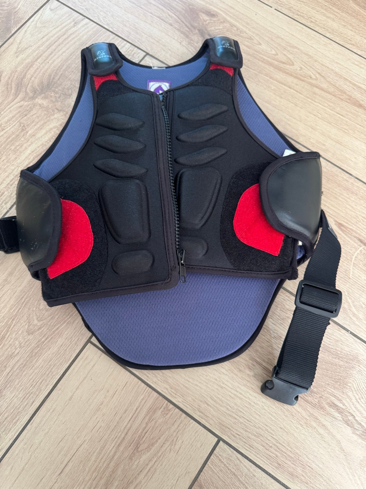 Kieffer bodyprotector level 3 kind, Ophalen, Springen