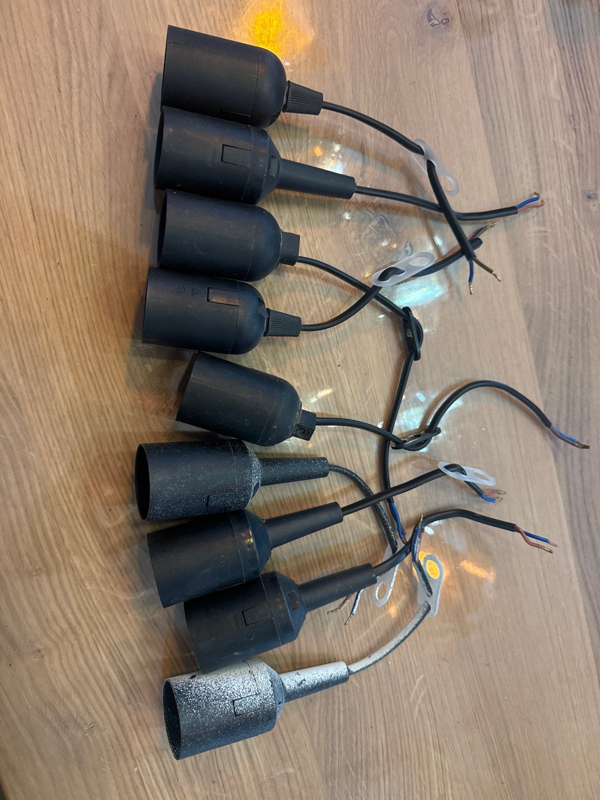 Set van 9 zwarte E27 verhuisfittingen met snoer + lampen, Gebruikt, Kunststof, Zwart, Industrieel