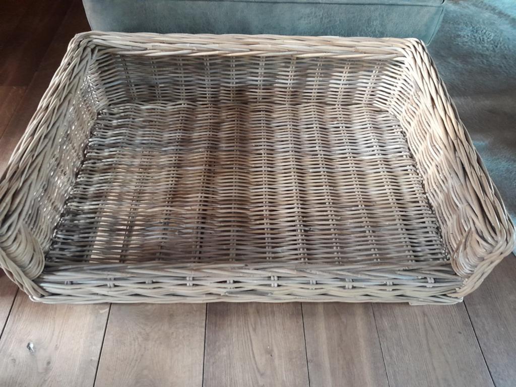 Luxe rieten hondenmand, Ophalen of Verzenden, Riet