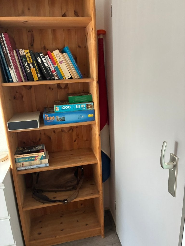 Massief Grenen boekenkast, Huis en Inrichting, Ophalen, Met plank(en), Gebruikt, 50 tot 100 cm