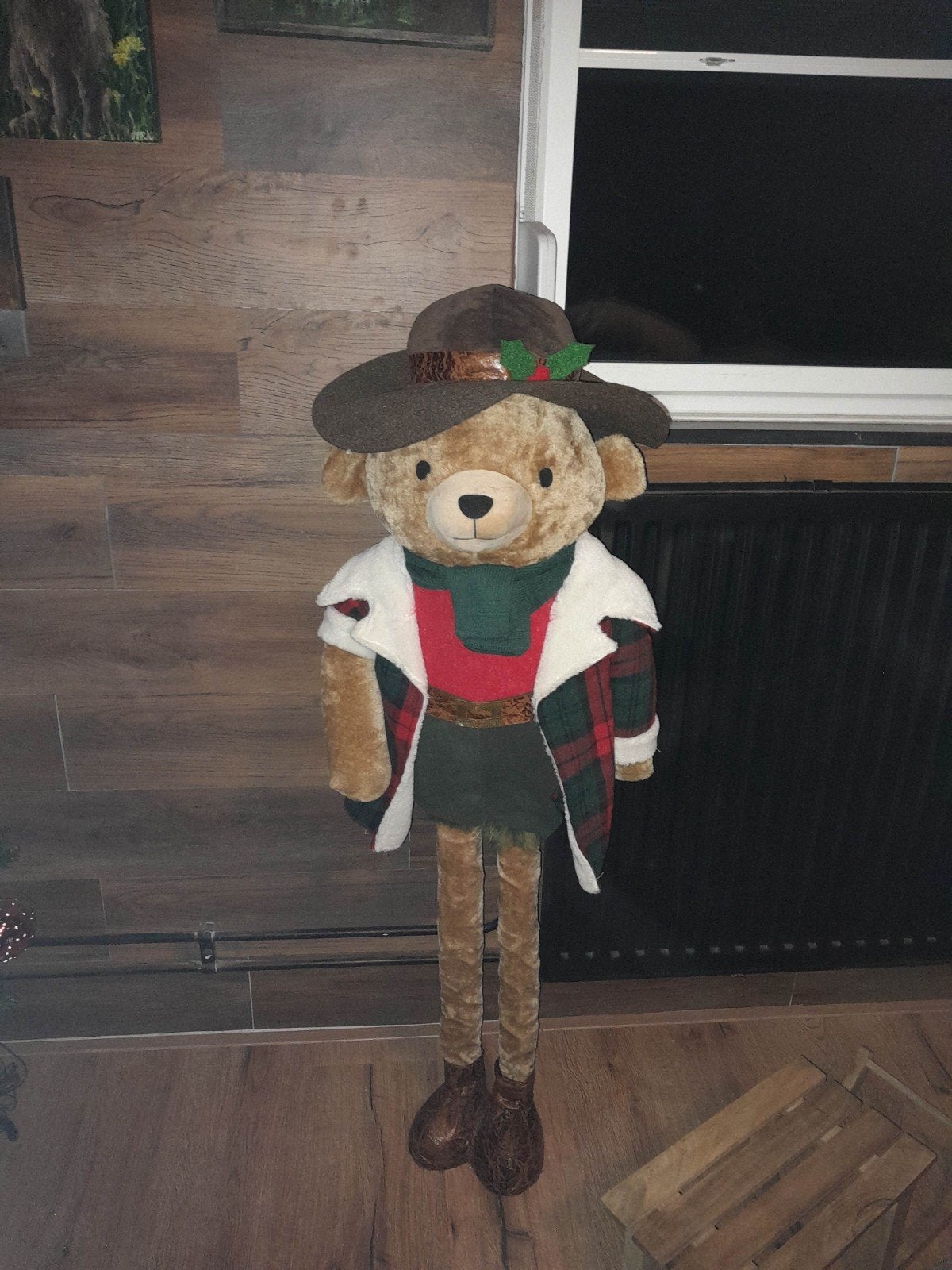 Grote kerstbeer, Ophalen