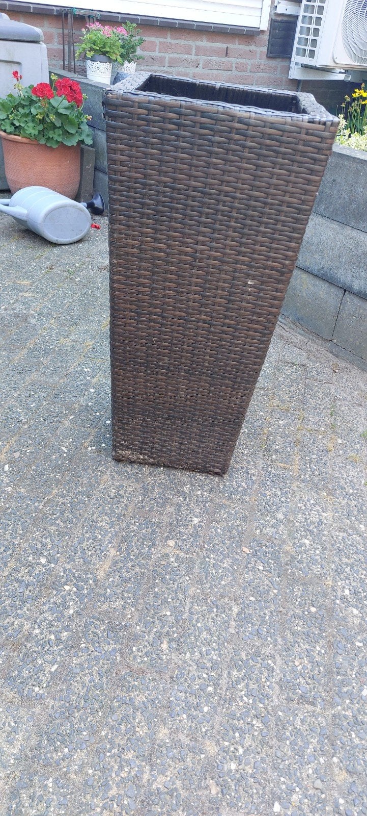 Mooie donker bruine bloembak, Ophalen, Zo goed als nieuw, Vierkant
