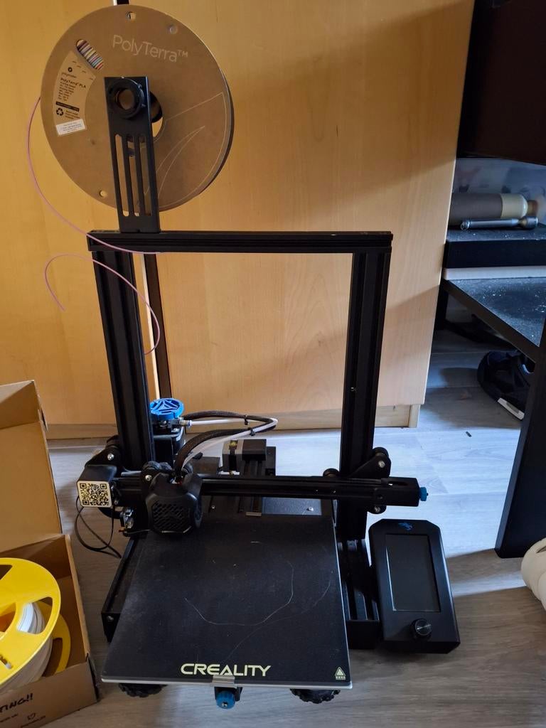 Creality Ender 3 V2 3D-printer met filament, Computers en Software, 3D Printers, Gebruikt, Filament, Ophalen of Verzenden