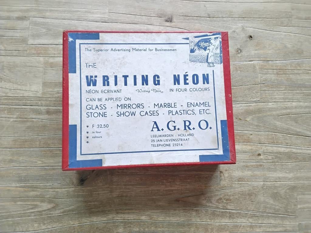 A.G.R.O. RECLAMEVERF UIT LEEUWARDEN, Ophalen of Verzenden