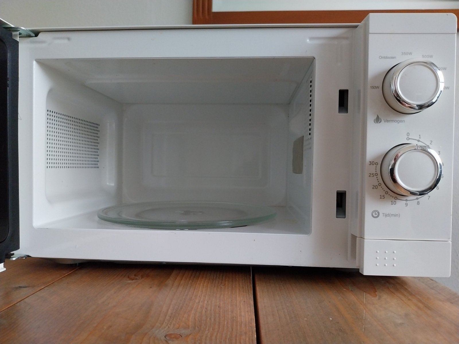 Blokker Magnetron 700W, 20L met draaiplateau en timer, Witgoed en Apparatuur, Ophalen, Draaiplateau, Magnetron, Zo goed als nieuw