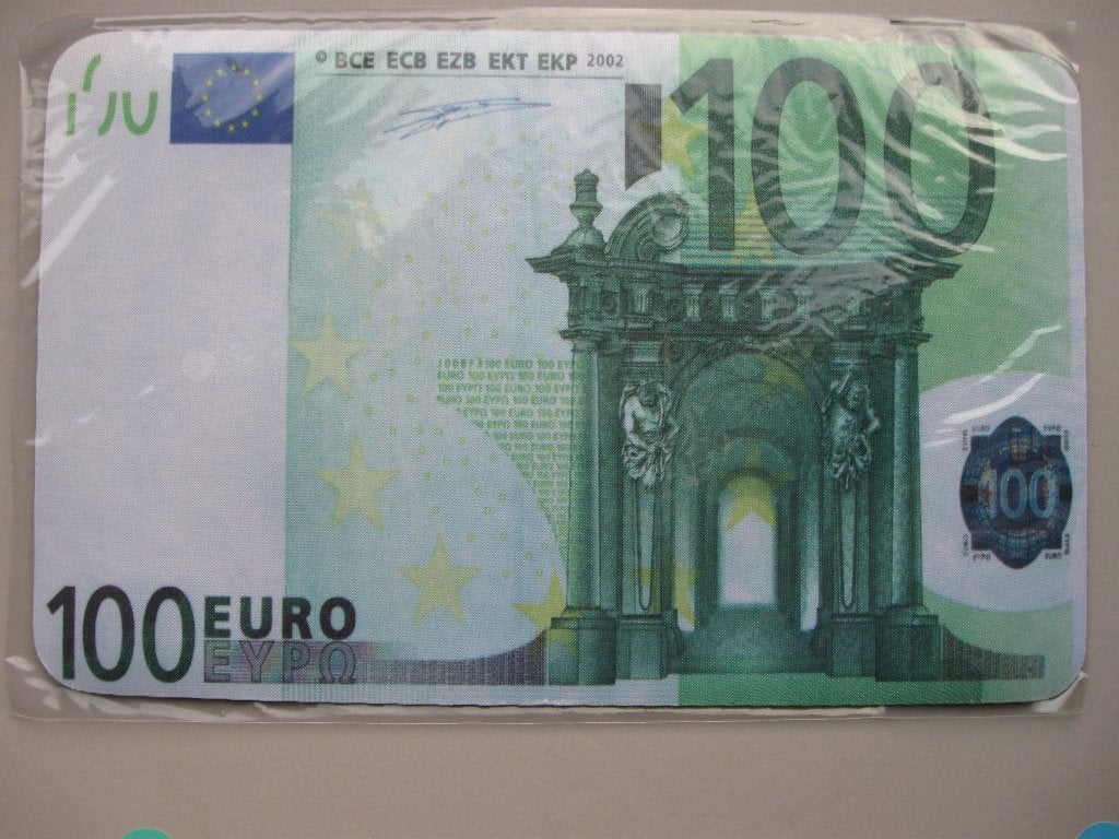 MUISMAT MET OPDRUK 100 EURO., Computers en Software, Muismatten, Ophalen of Verzenden, Ergonomisch, Nieuw, Onbekend