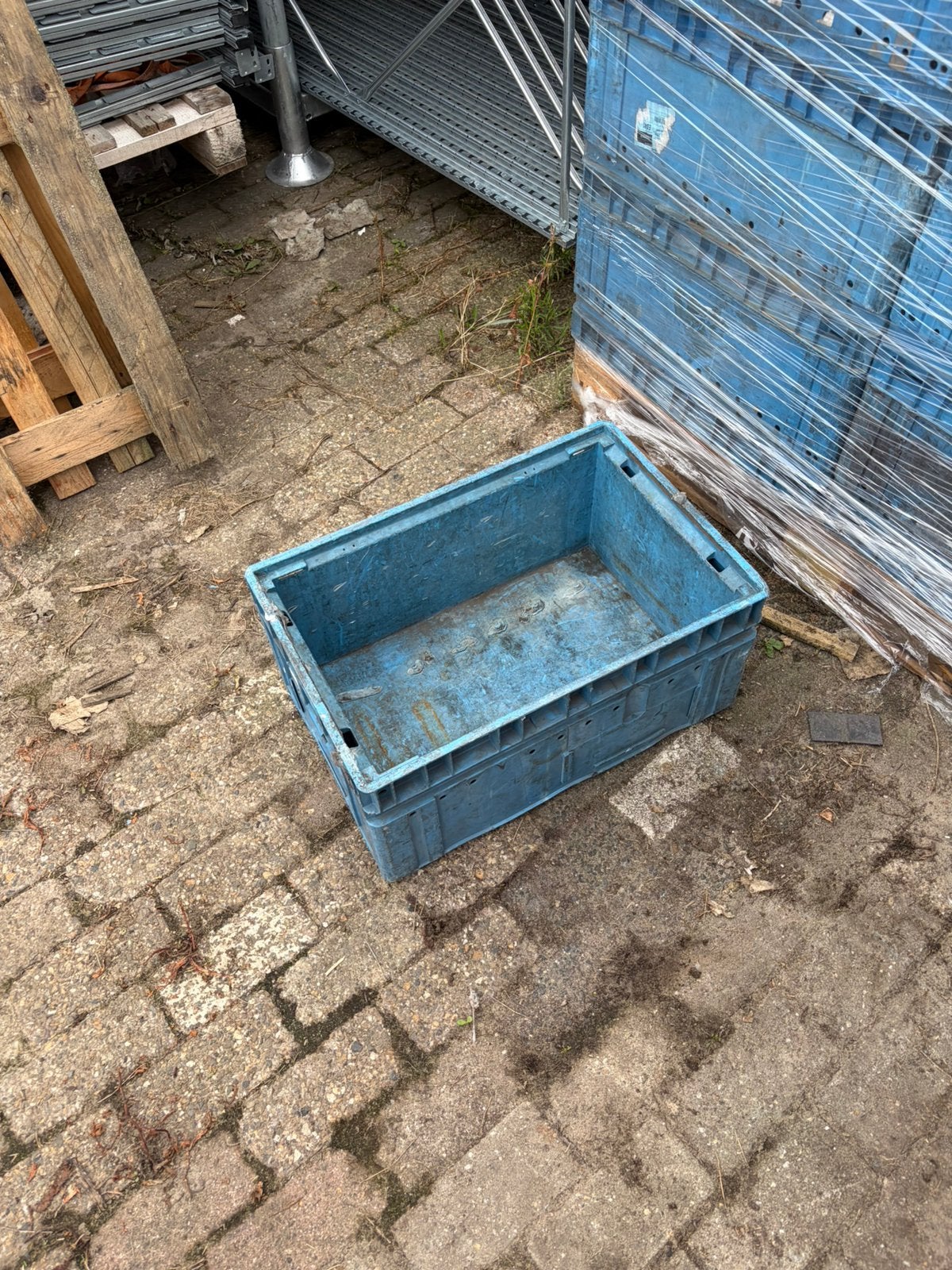 Super degelijke bakken kratten 60 x40 grote partij, Ophalen, Zo goed als nieuw, Krat, Minder dan 35 cm
