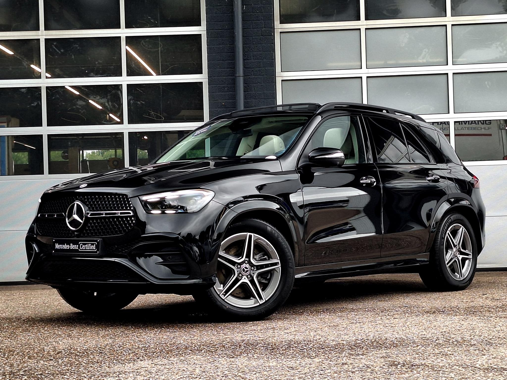 Mercedes-Benz GLE-klasse 400 e 4MATIC AMG Line | Trekhaak We, Auto's, Automaat, Stof, Gebruikt, 4 cilinders