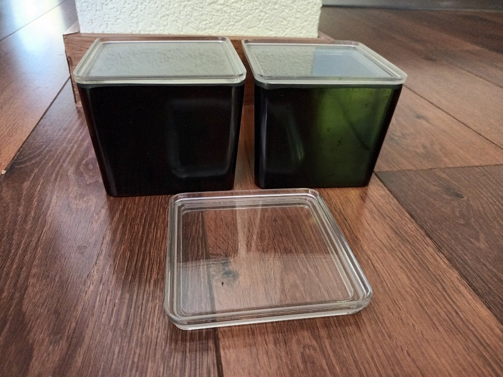 Hema 2 plastic kunststof bakjes met deksel vershoudbakjes, Huis en Inrichting, Gebruikt, Overige kleuren, Ophalen of Verzenden