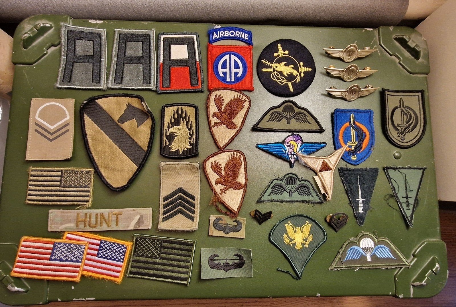Buitenlandse badges militair (US/BE), Ophalen of Verzenden, Landmacht, Overige gebieden, Embleem of Badge