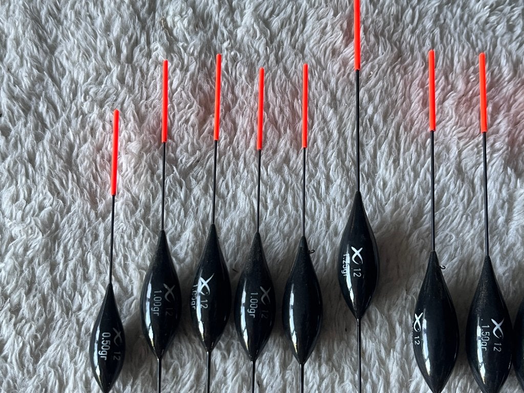 adv 293 /  NIEUW set 12 dobbers MATRIX, Ophalen of Verzenden, Nieuw, Dobber of Lood