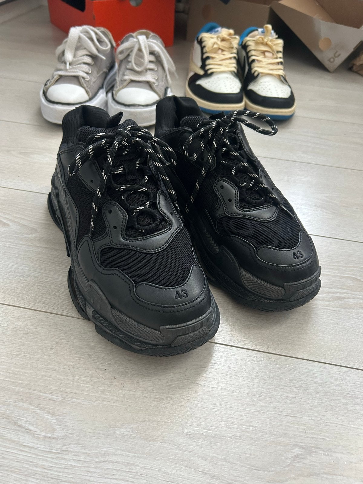 Balenciaga Triple S Sneakers Zwart Maat 43, Ophalen of Verzenden, Gedragen, Zwart, Sneakers of Gympen