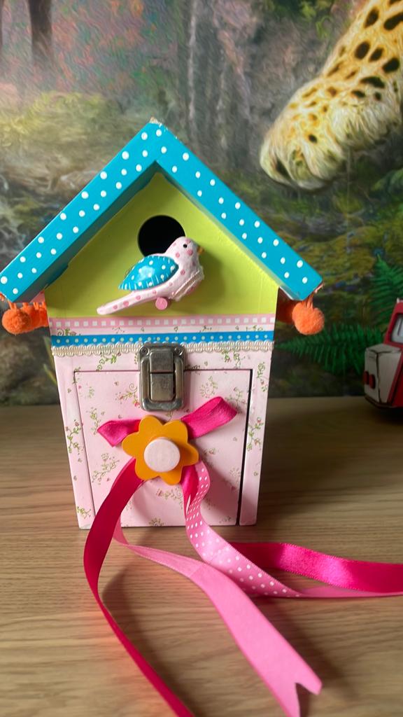 Vogelhuisje, Ophalen, Zo goed als nieuw