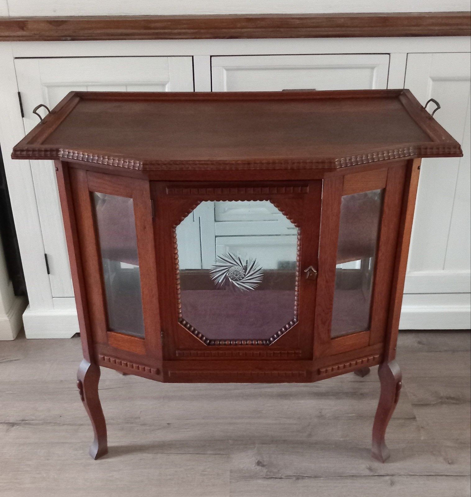 Oud vitrinekastje / theekastje / servieskastje, Ophalen, Gebruikt, 50 tot 100 cm, Glas