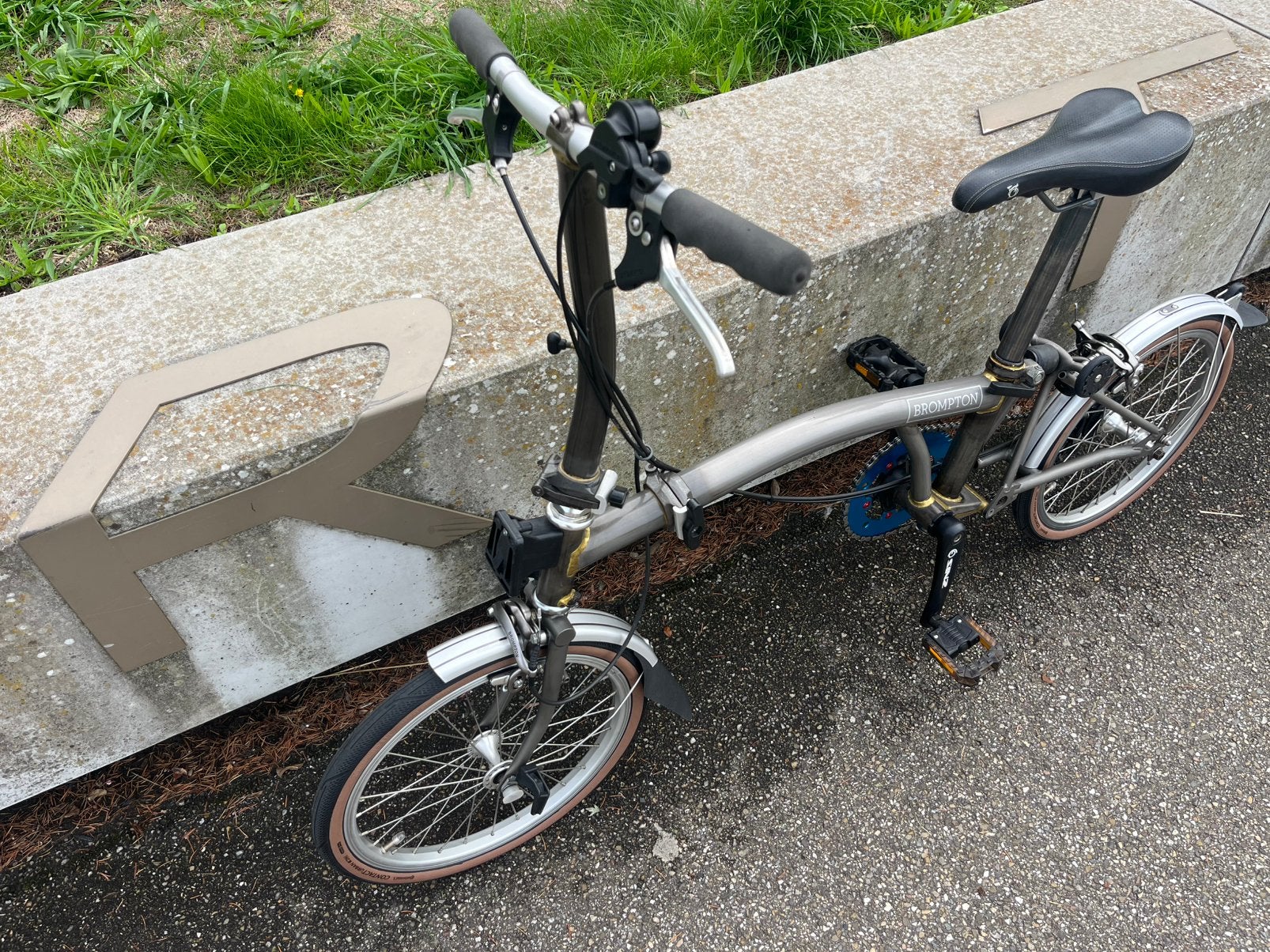 Foto 7 van Titanium Brompton S2L-X 9,4 KG Customised voor klein persoon