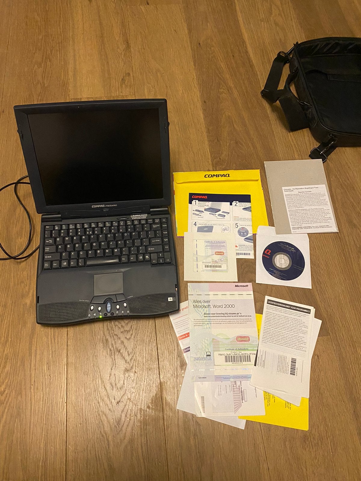 Compaq presario 1277 amg pentium retro laptop vintage rare, Computers en Software, Vintage Computers, Ophalen of Verzenden