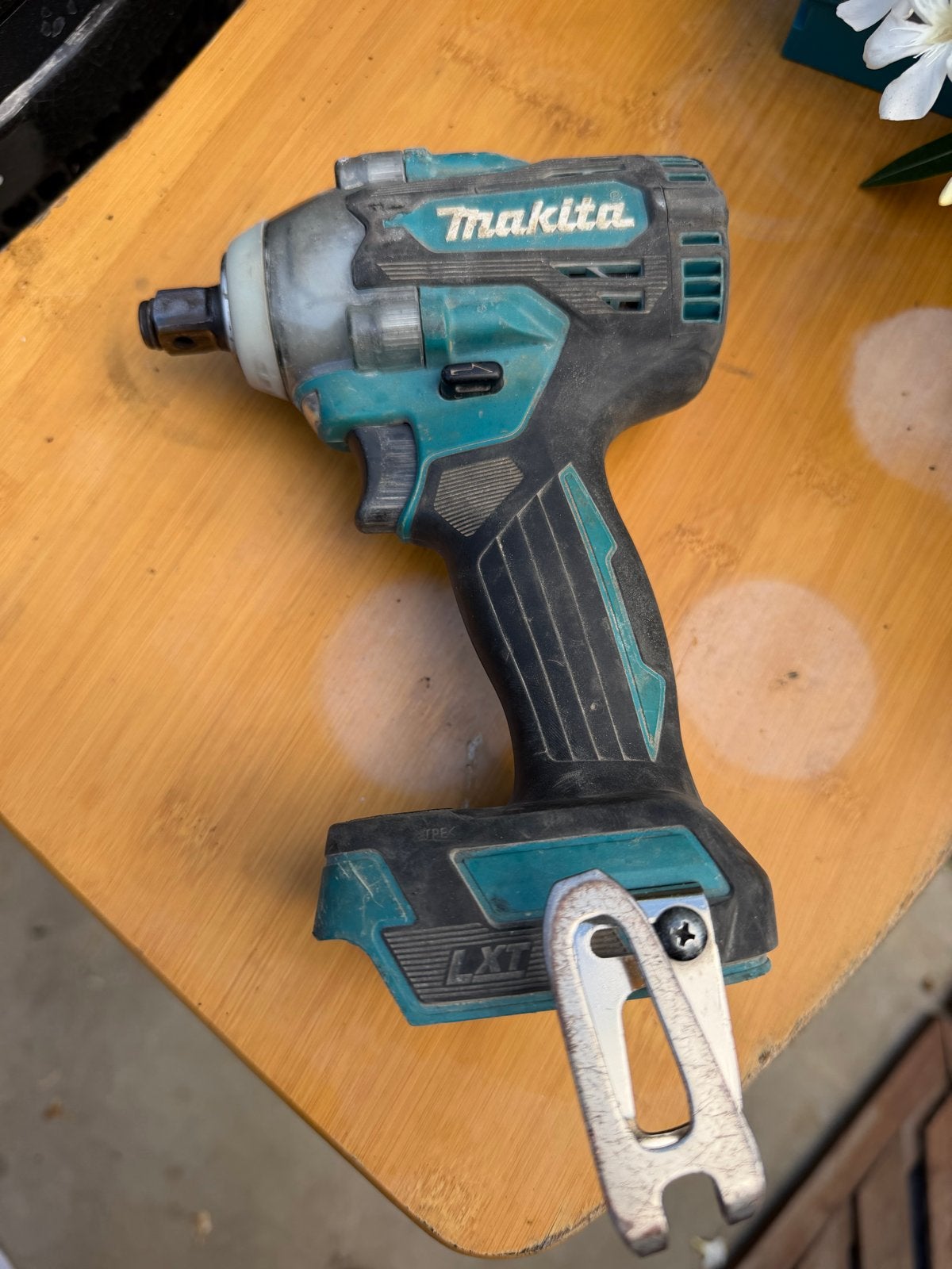 Makita Accu Slagmoersleutel DTW300 - Gebruikt, Ophalen of Verzenden, Gebruikt, Overige typen