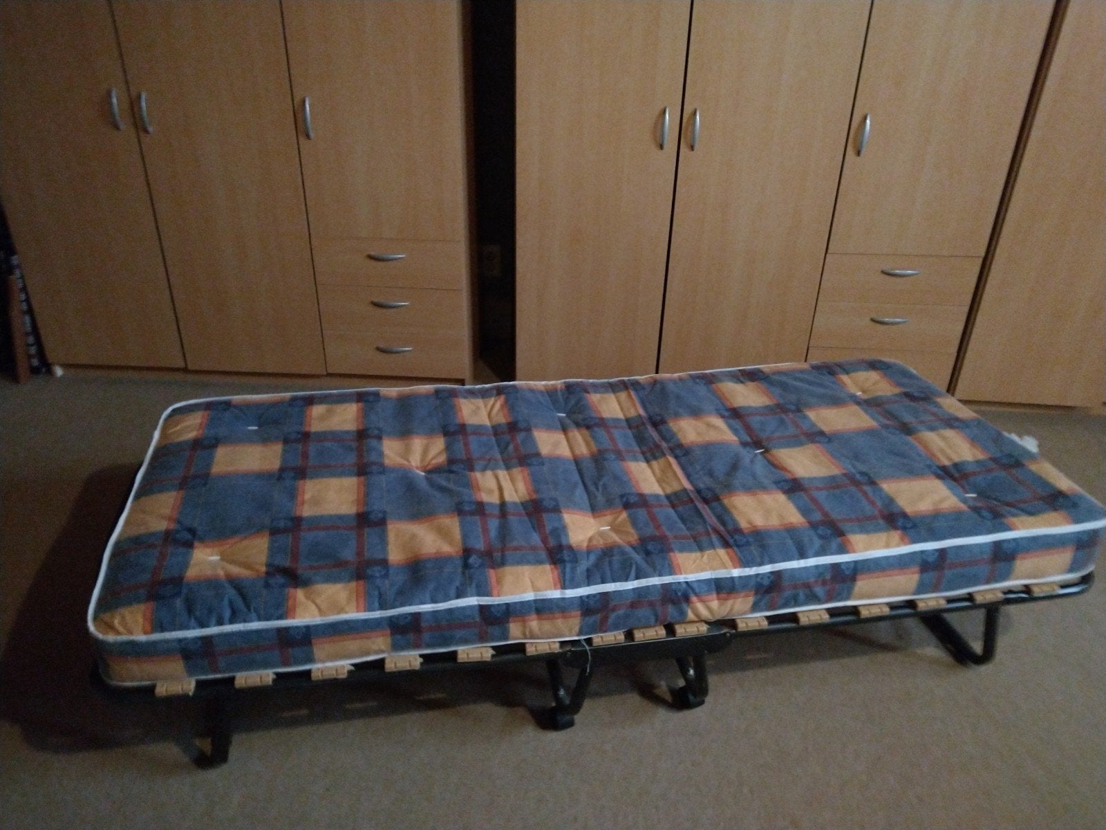 logeer bed, Huis en Inrichting, Ophalen, Eenpersoons, 190 cm of minder, 80 cm