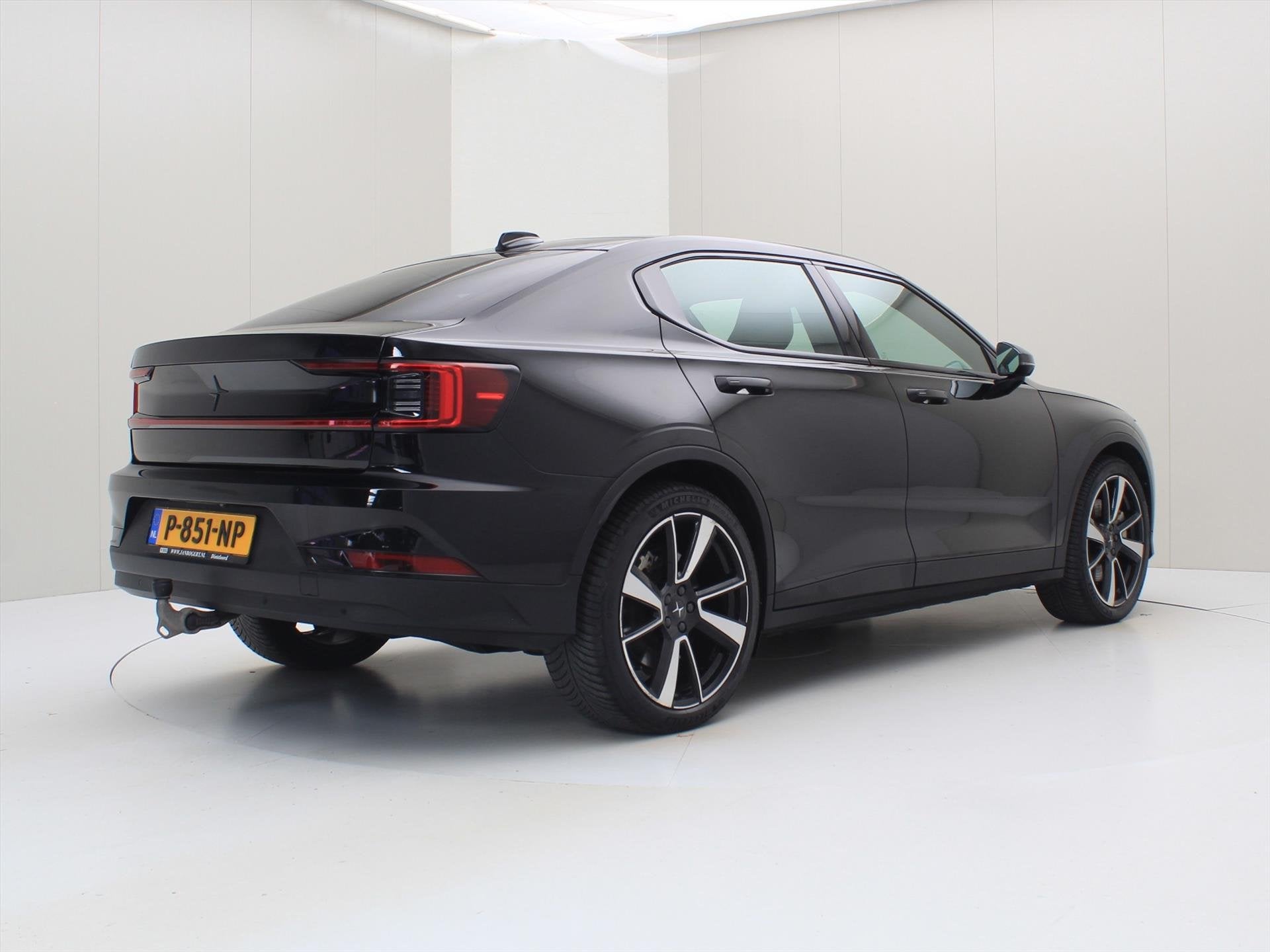Polestar 2 Long Range Dual Motor 408pk 78kWh 90,1% SoH [ TRE, Auto's, Stof, Gebruikt, Zwart, Zwart