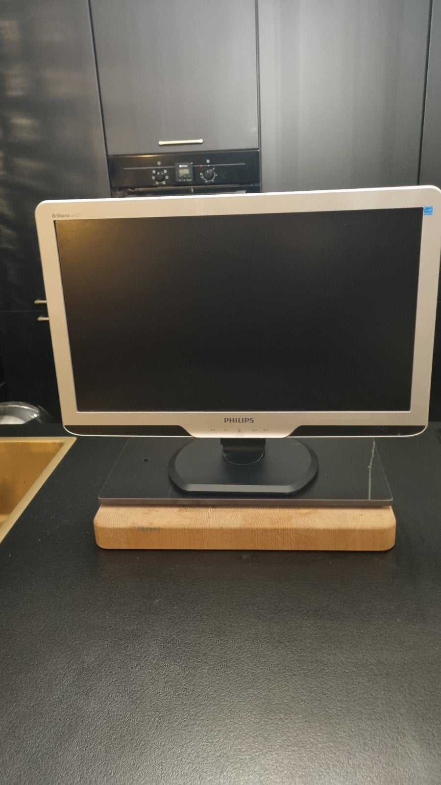 Philips 231S plus Brilliance LCD monitor, Philips, Gebruikt, In hoogte verstelbaar, Ophalen of Verzenden