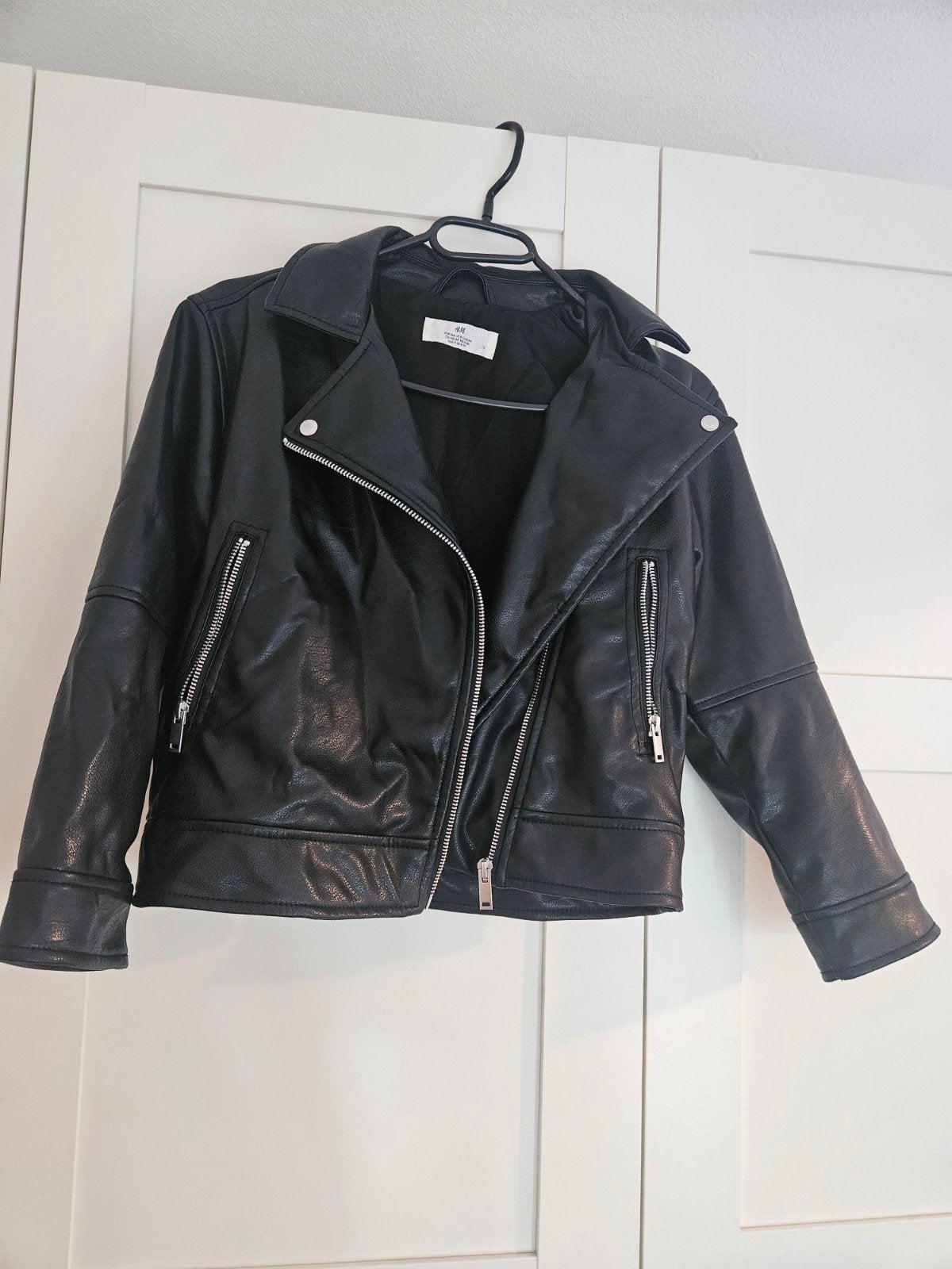Leren jasje H&M maat 134, Jongen of Meisje, H&M, Ophalen of Verzenden, Zo goed als nieuw