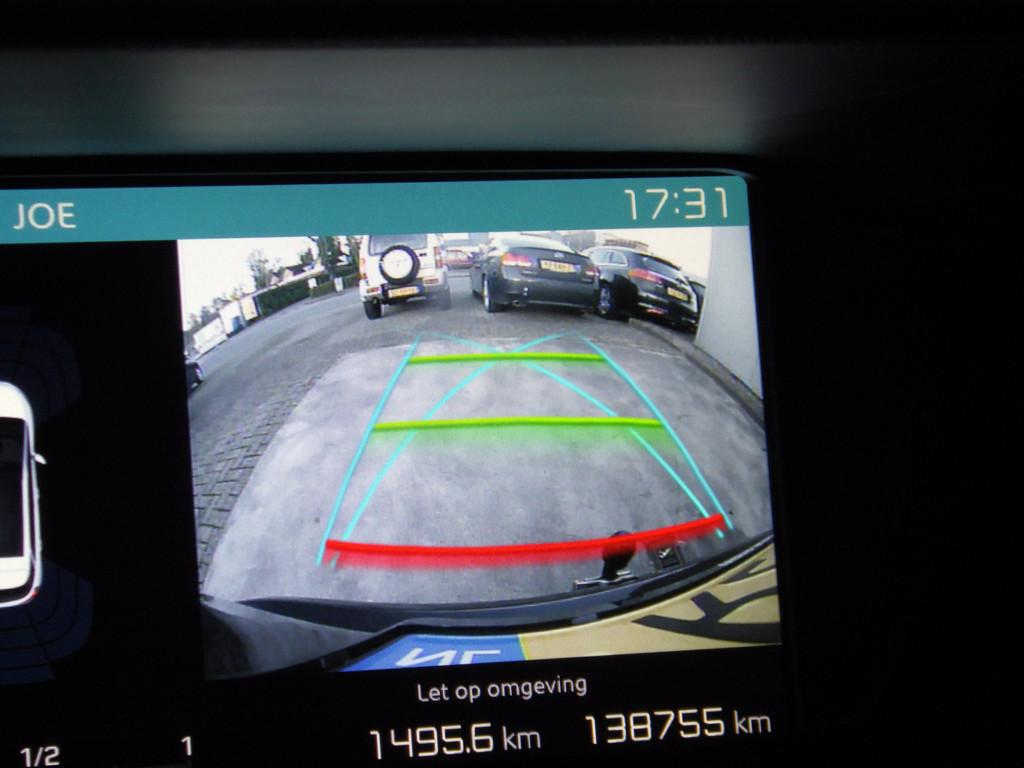 Citroën C4 Picasso 1.2 PureTech Feel, Camera, Cruise, Trekh, Voorwielaandrijving, Gebruikt, 1199 cc, 1470 kg