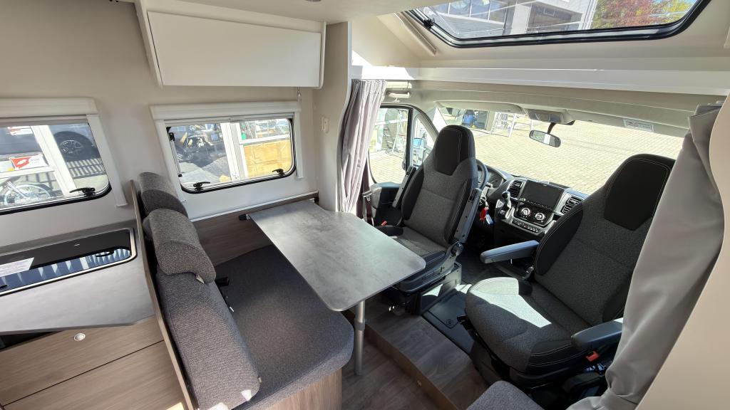 Enkele bedden Automaat Slechts 10dkm De Carado T 338S '2025, Automaat, Ringverwarming, Bedrijf, Diesel