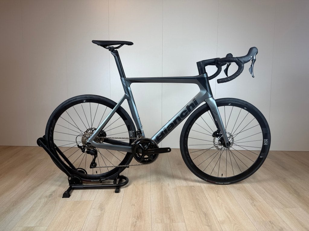 Bianchi Oltre Race - Shimano 105 - 59 - €1100 korting!